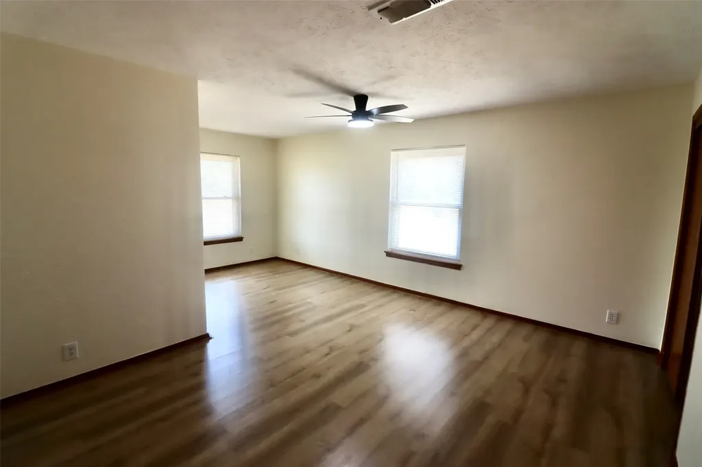 7691 Fm-1189 Lipan TX 76462