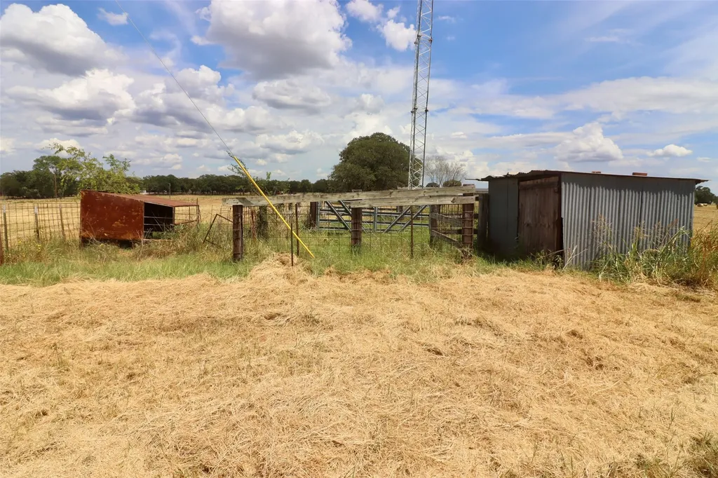 7691 Fm-1189 Lipan TX 76462