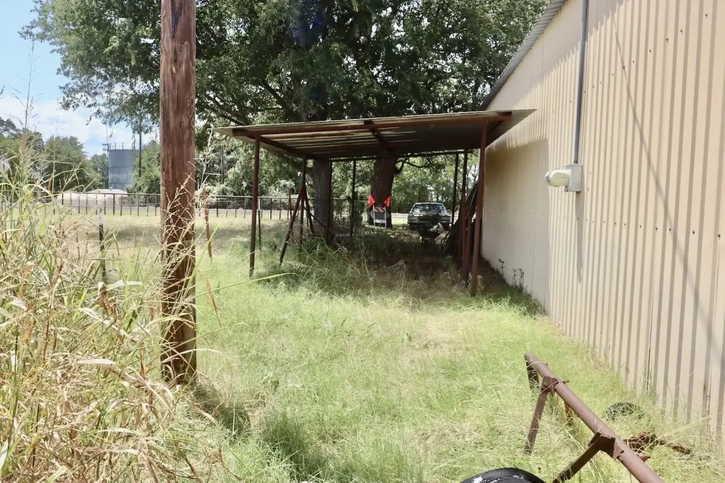 7691 Fm-1189 Lipan TX 76462
