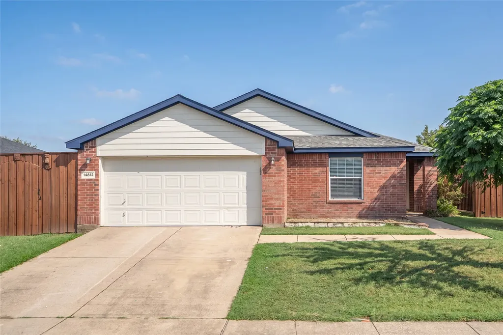 14812 Ledgeview Court Balch Springs TX 75180