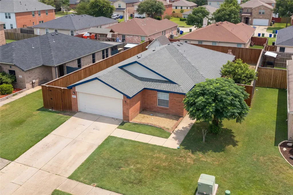 14812 Ledgeview Court Balch Springs TX 75180