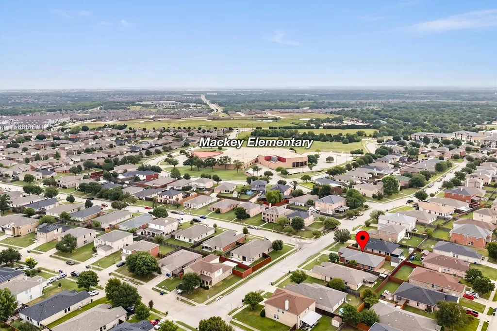 14812 Ledgeview Court Balch Springs TX 75180