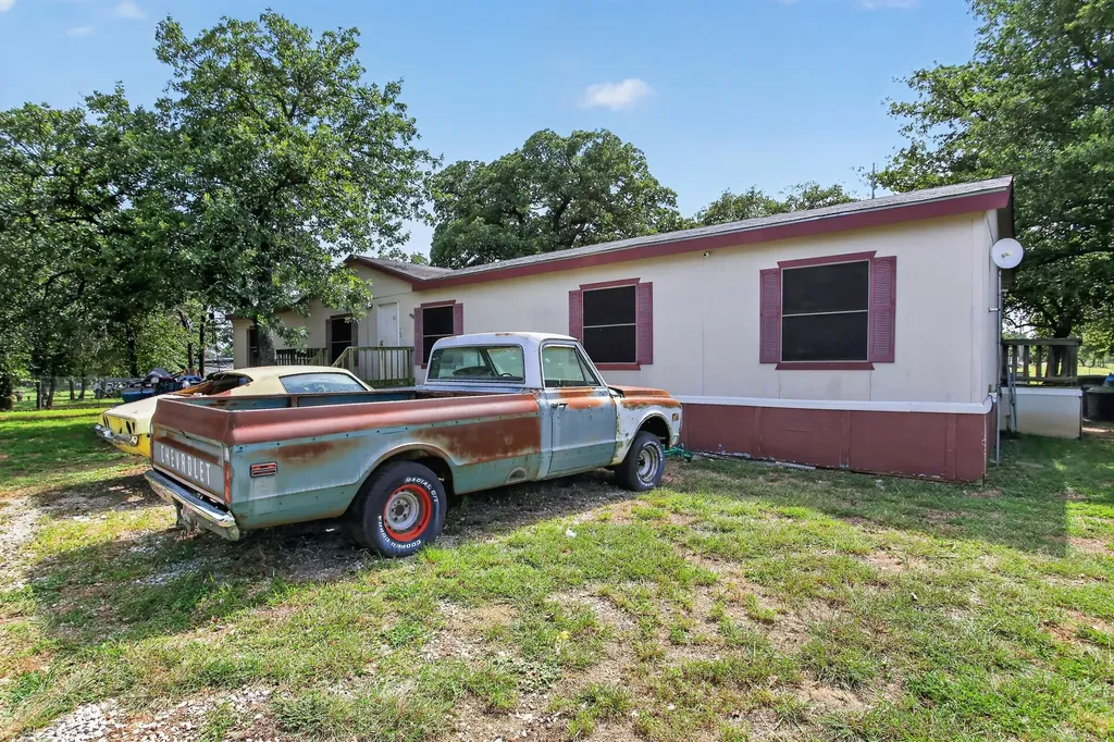 403 Prairie Lane Azle TX 76020