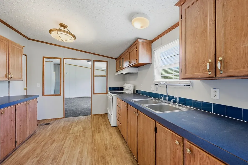 262 Copperhead Lane Sadler TX 76264