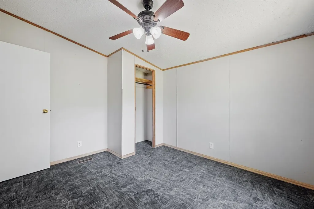 262 Copperhead Lane Sadler TX 76264