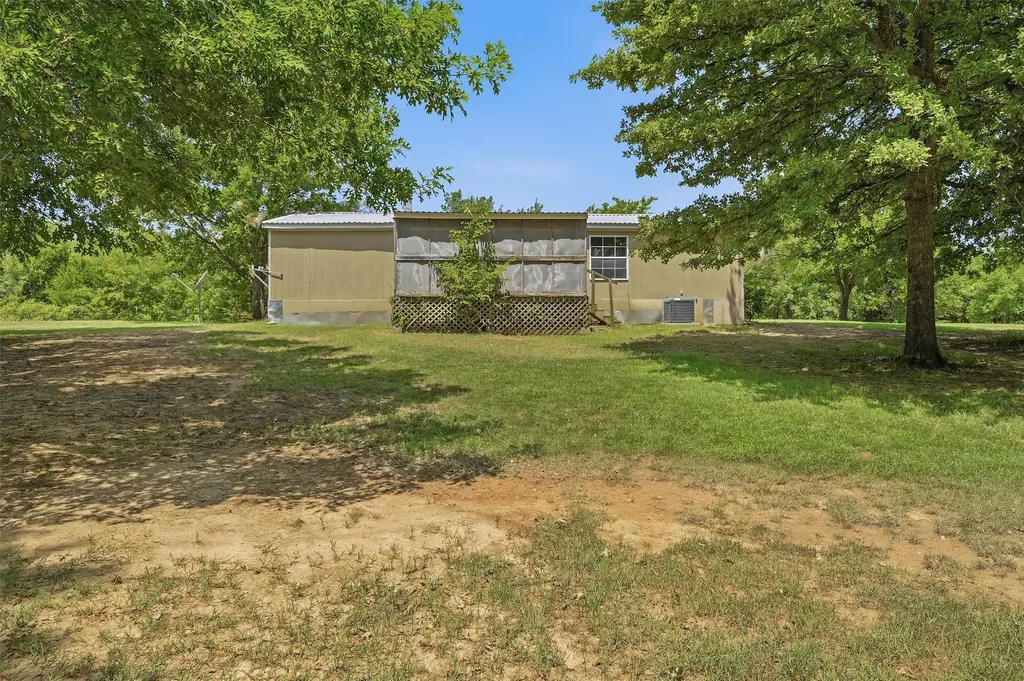 262 Copperhead Lane Sadler TX 76264