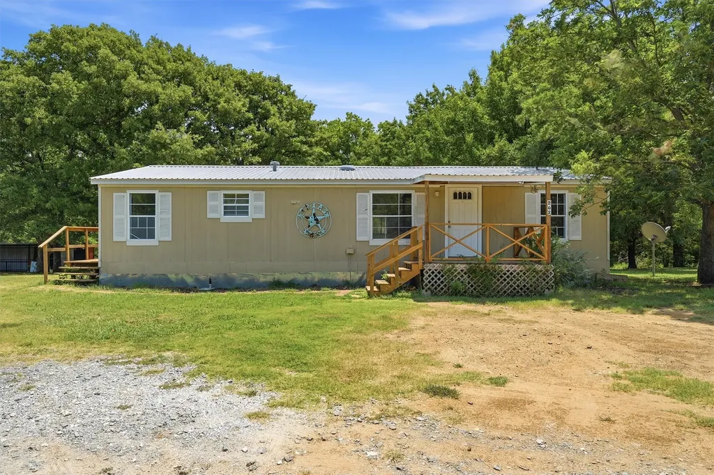 262 Copperhead Lane Sadler TX 76264