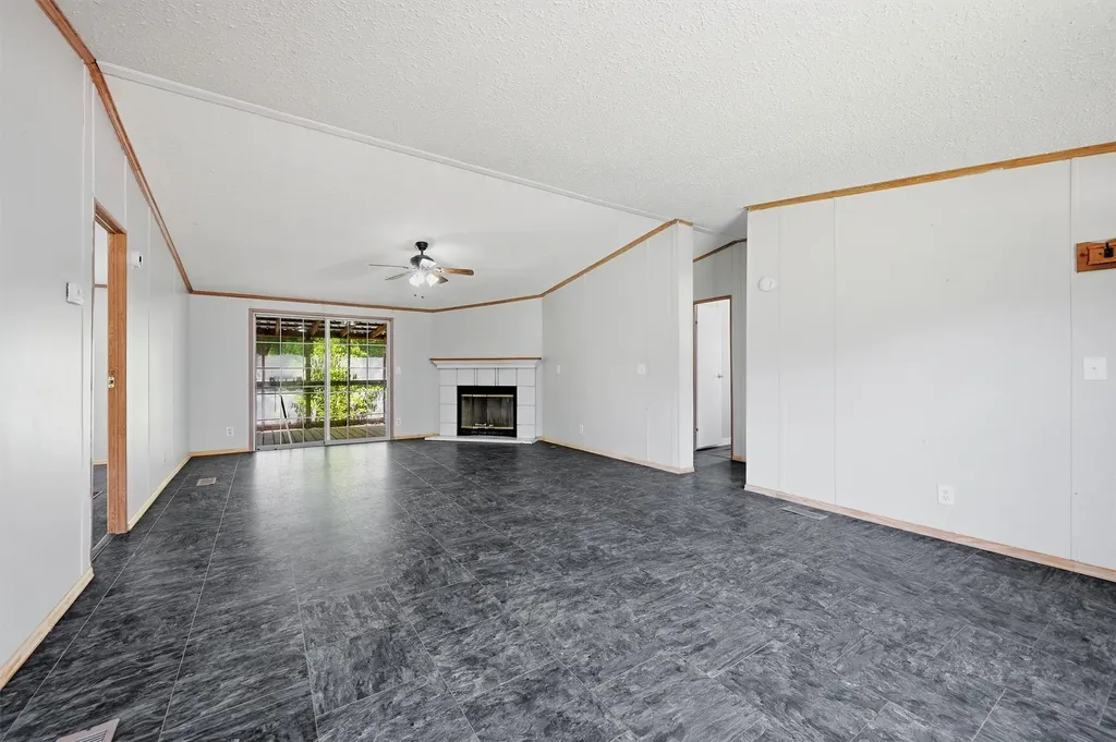 262 Copperhead Lane Sadler TX 76264