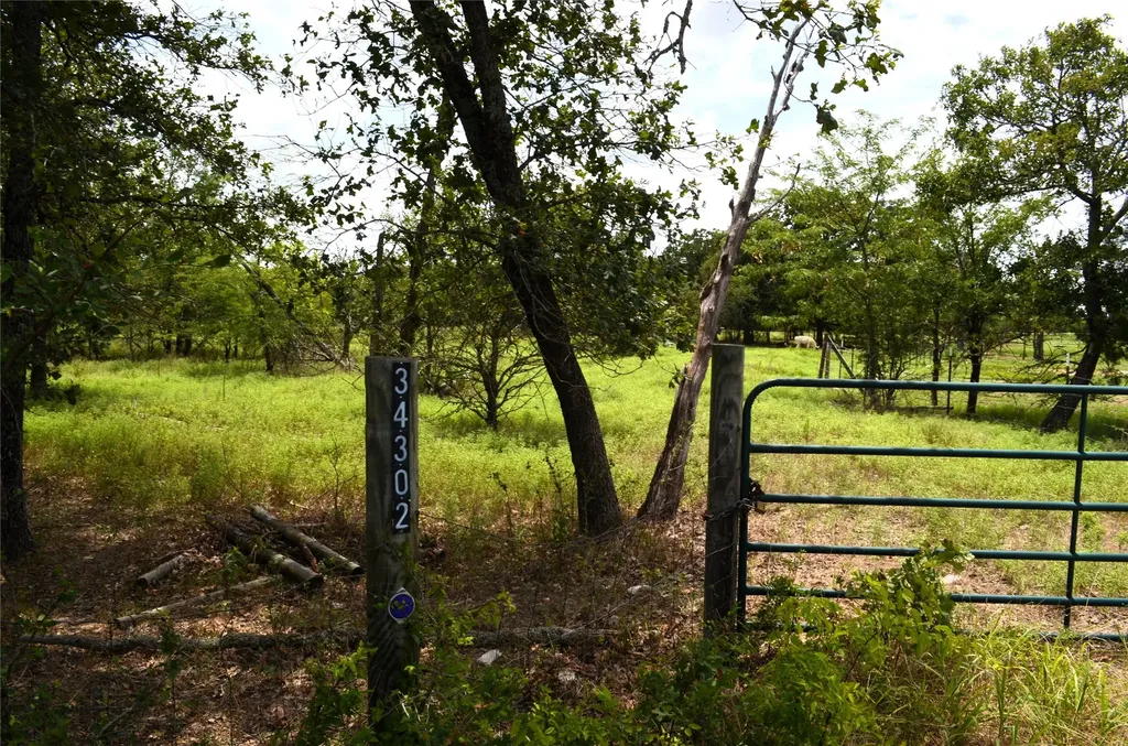 34302 Fm 47 Mabank TX 75147
