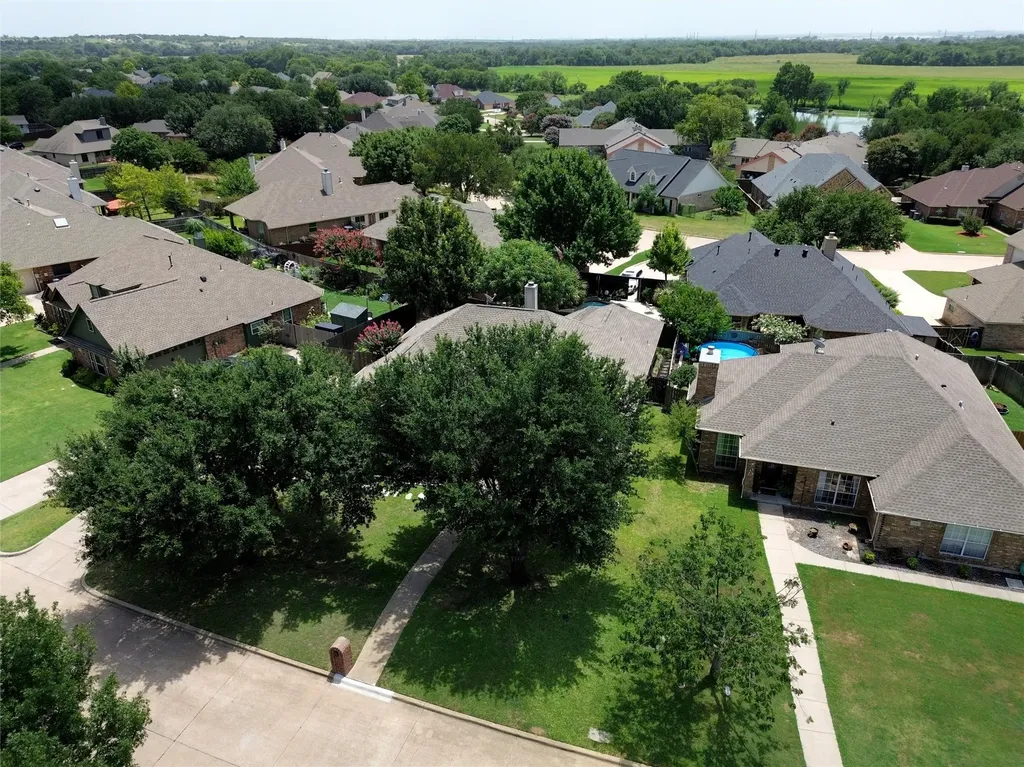 106 Honeysuckle Drive Justin TX 76247