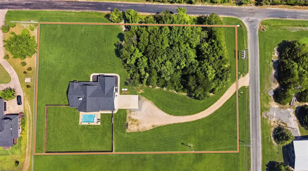3657 Harrell Road Howe TX 75459