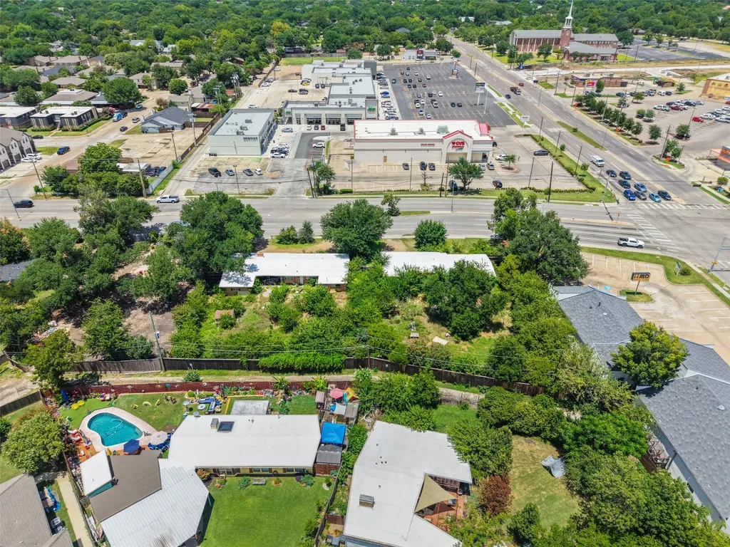 3658 Walnut Hill Lane Dallas TX 75229