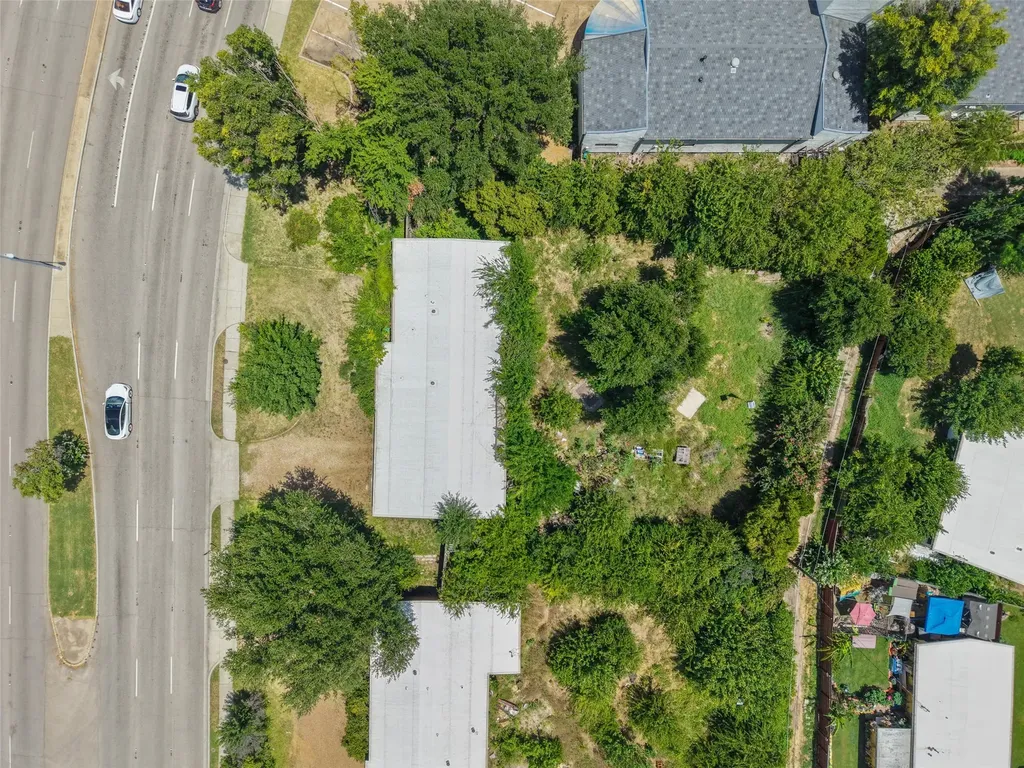 3658 Walnut Hill Lane Dallas TX 75229