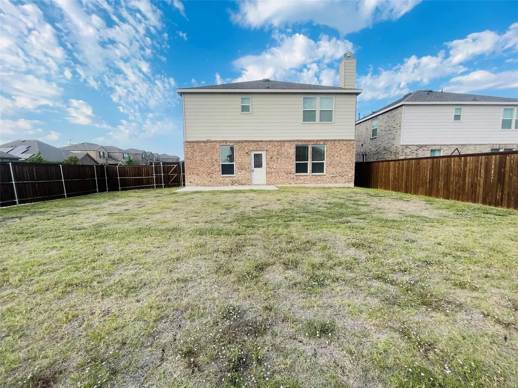 911 Cormorant Street Princeton TX 75407