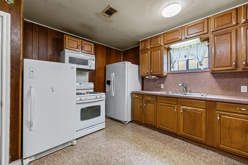 1419 Georgia Avenue Dallas TX 75216