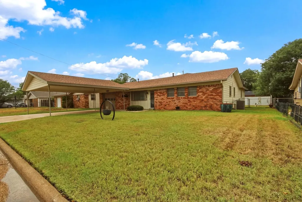 1520 Heath Merkel TX 79536