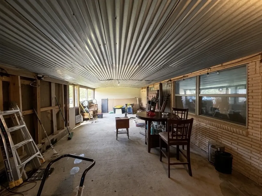 10976 Us Highway 80 Fruitvale TX 75127