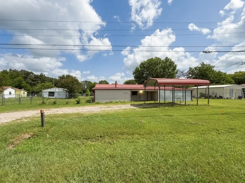 10976 Us Highway 80 Fruitvale TX 75127