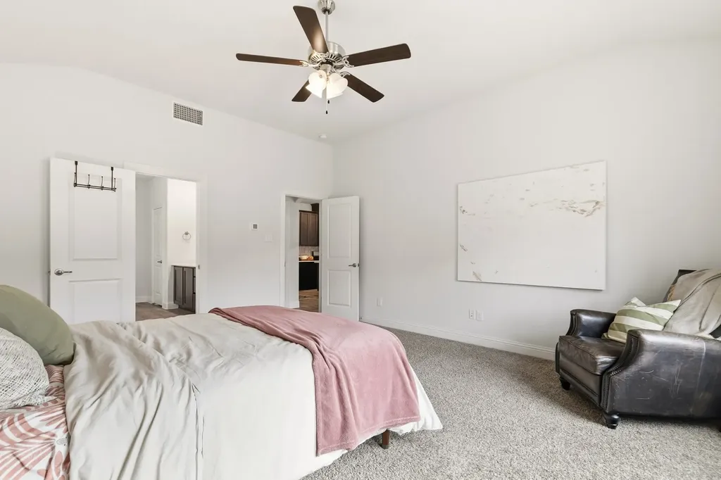 10408 Table Bluff Street Aubrey TX 76227