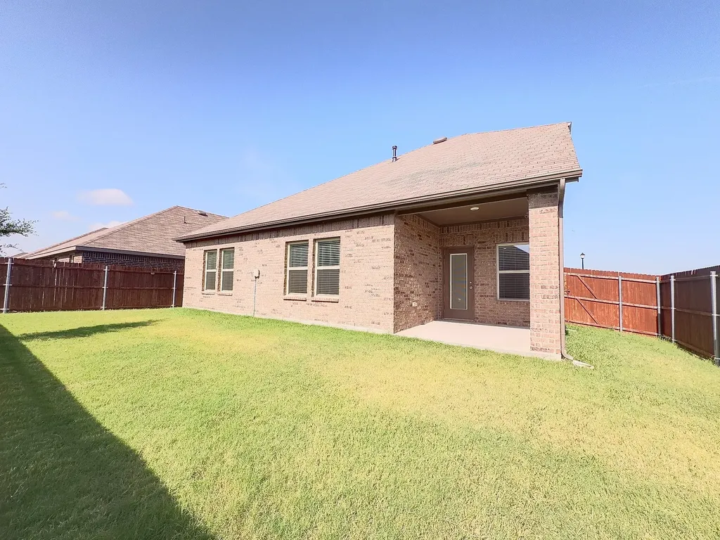 218 Alice Springs Lane Caddo Mills TX 75135