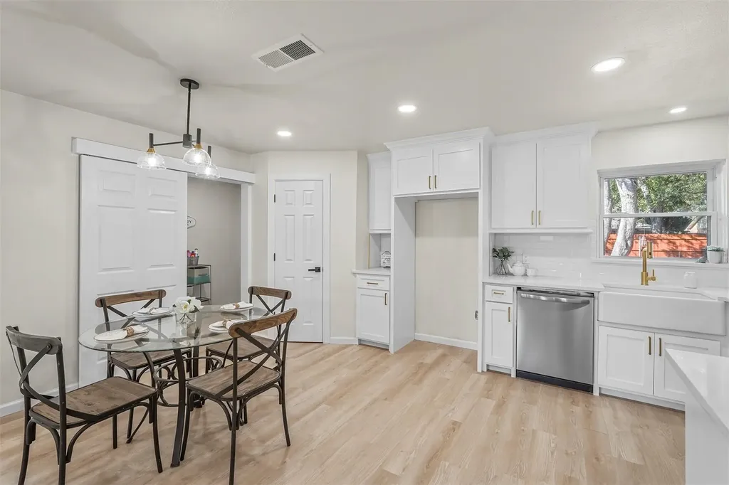 434 Marilu Street Richardson TX 75080
