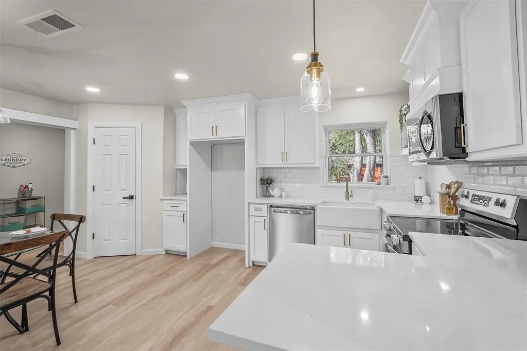 434 Marilu Street Richardson TX 75080