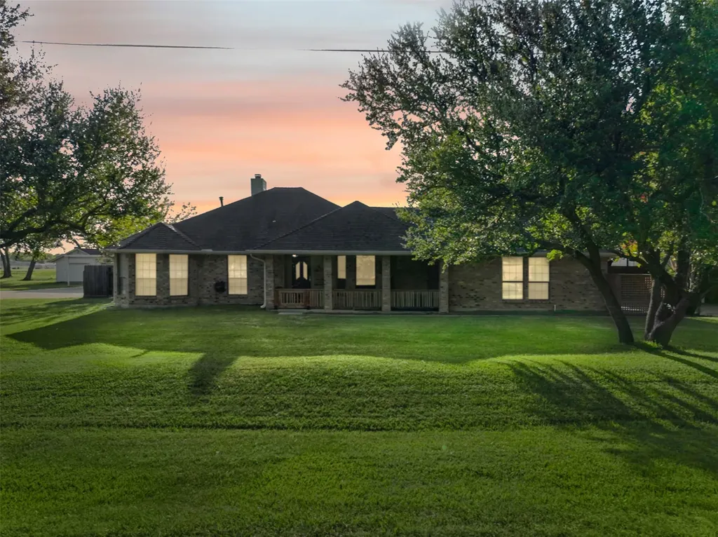 309 Josey Lane Red Oak TX 75154