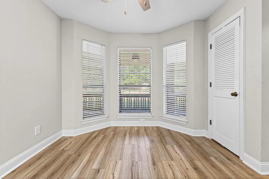 309 Josey Lane Red Oak TX 75154