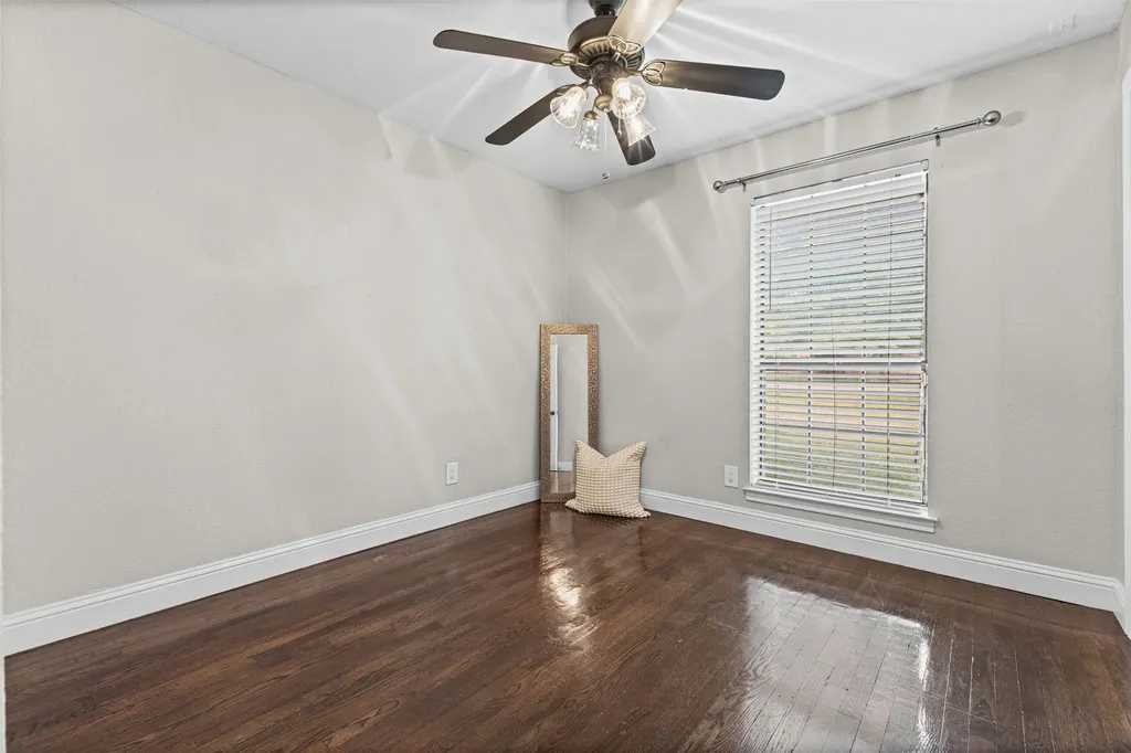 309 Josey Lane Red Oak TX 75154