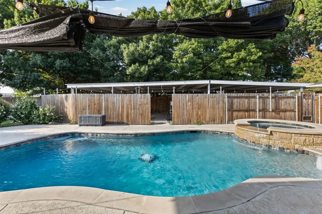 309 Josey Lane Red Oak TX 75154
