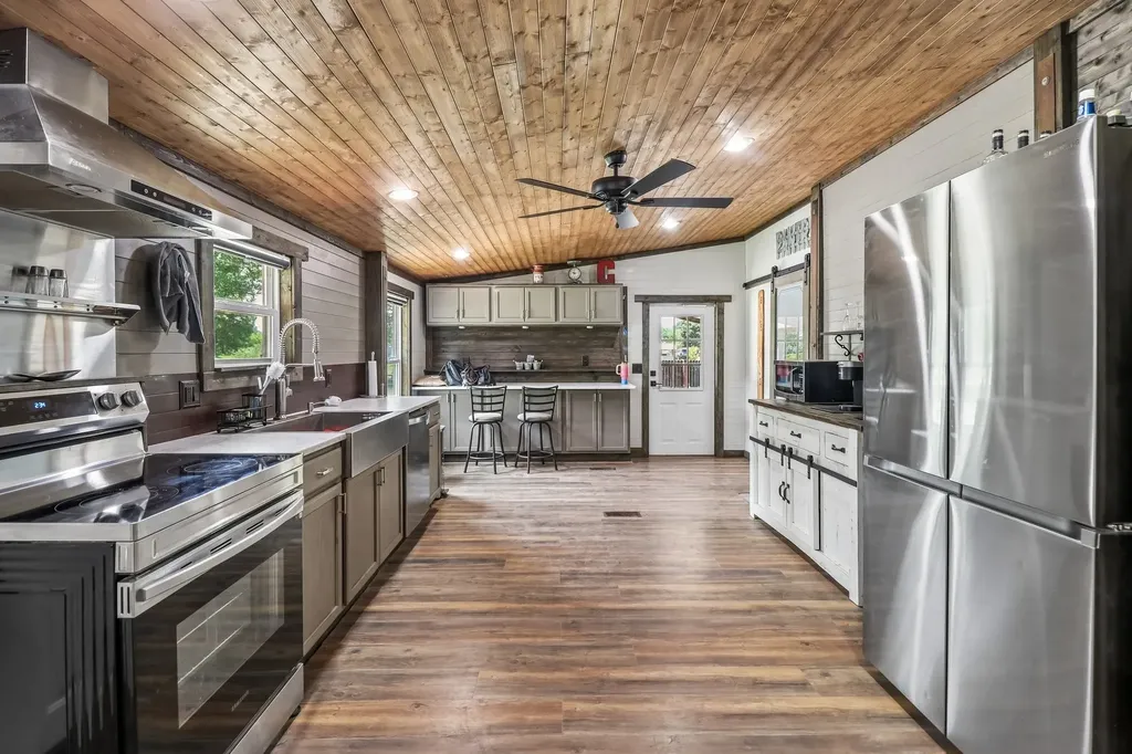 11421 County Road 4020 Kemp TX 75143
