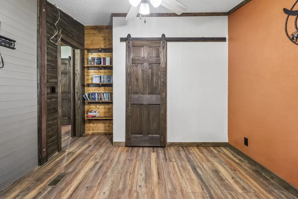 11421 County Road 4020 Kemp TX 75143