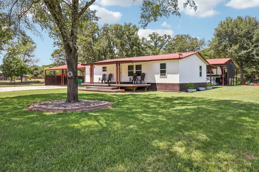 11421 County Road 4020 Kemp TX 75143