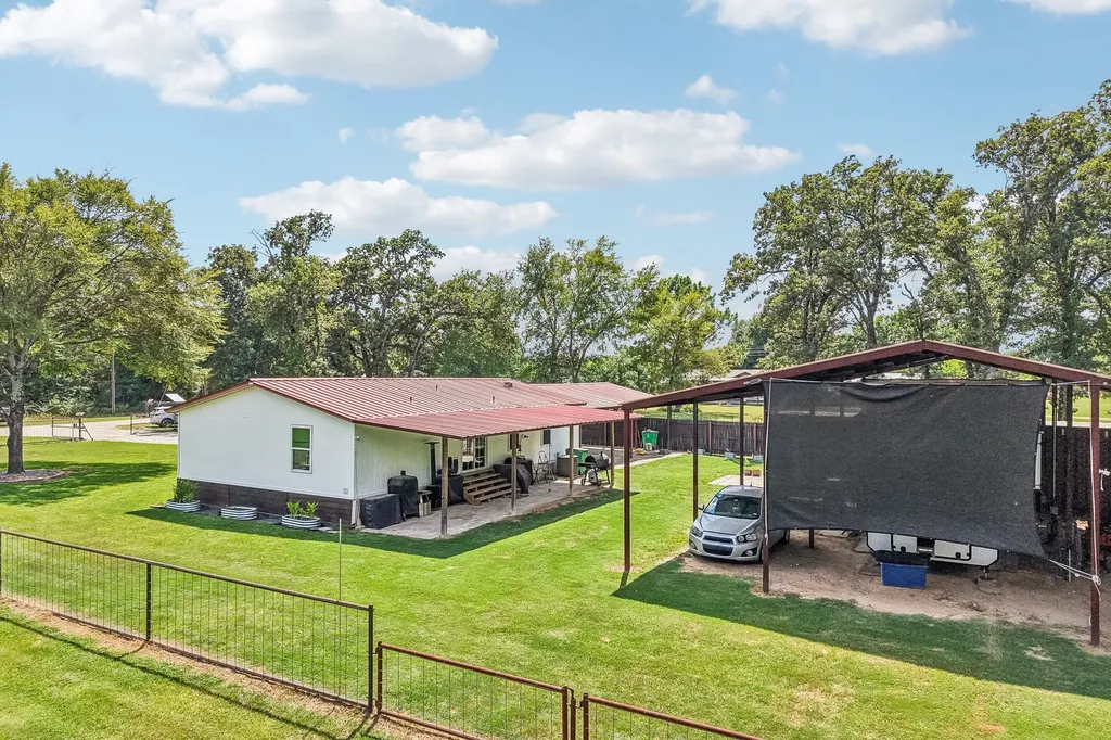 11421 County Road 4020 Kemp TX 75143
