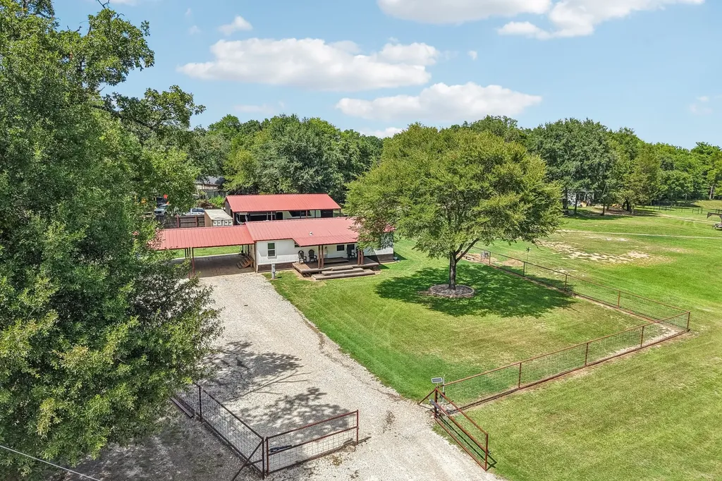 11421 County Road 4020 Kemp TX 75143