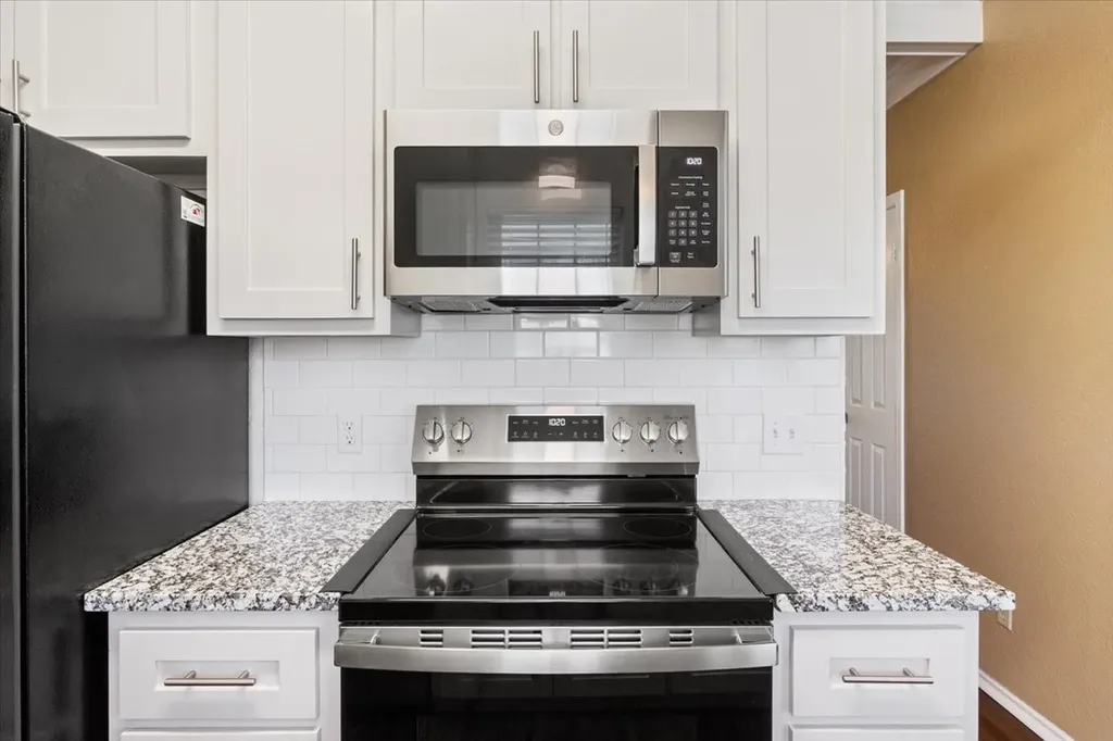 1325 Speight Avenue Waco TX 76706