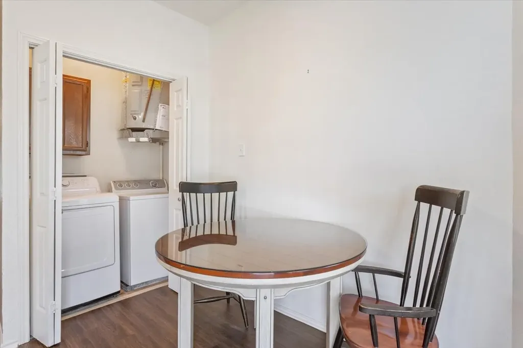 1325 Speight Avenue Waco TX 76706