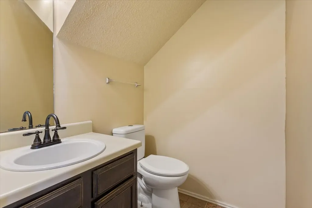 1325 Speight Avenue Waco TX 76706