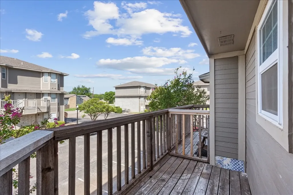 1325 Speight Avenue Waco TX 76706