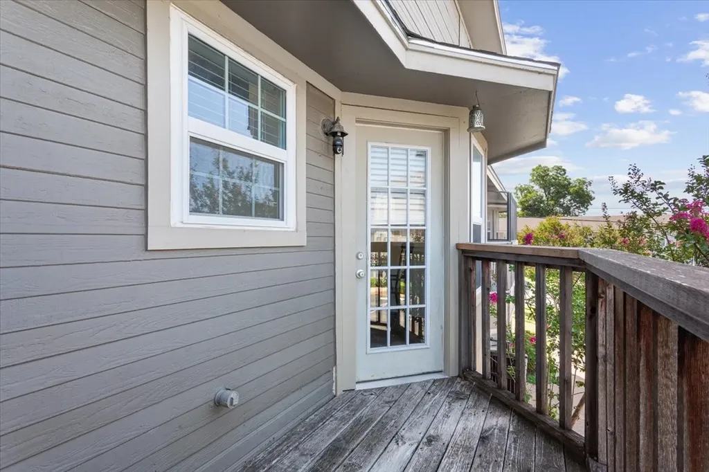 1325 Speight Avenue Waco TX 76706