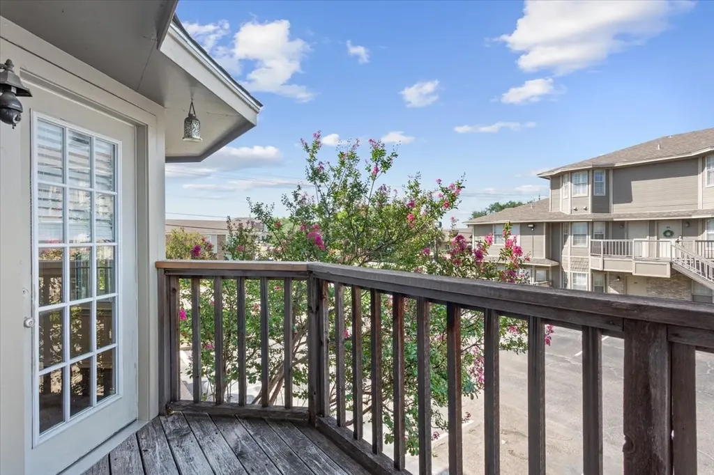 1325 Speight Avenue Waco TX 76706