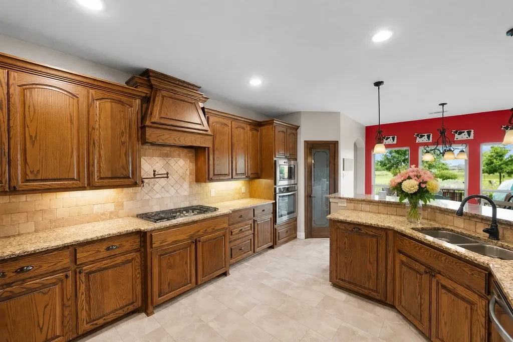 4010 Hackberry Circle Caddo Mills TX 75135