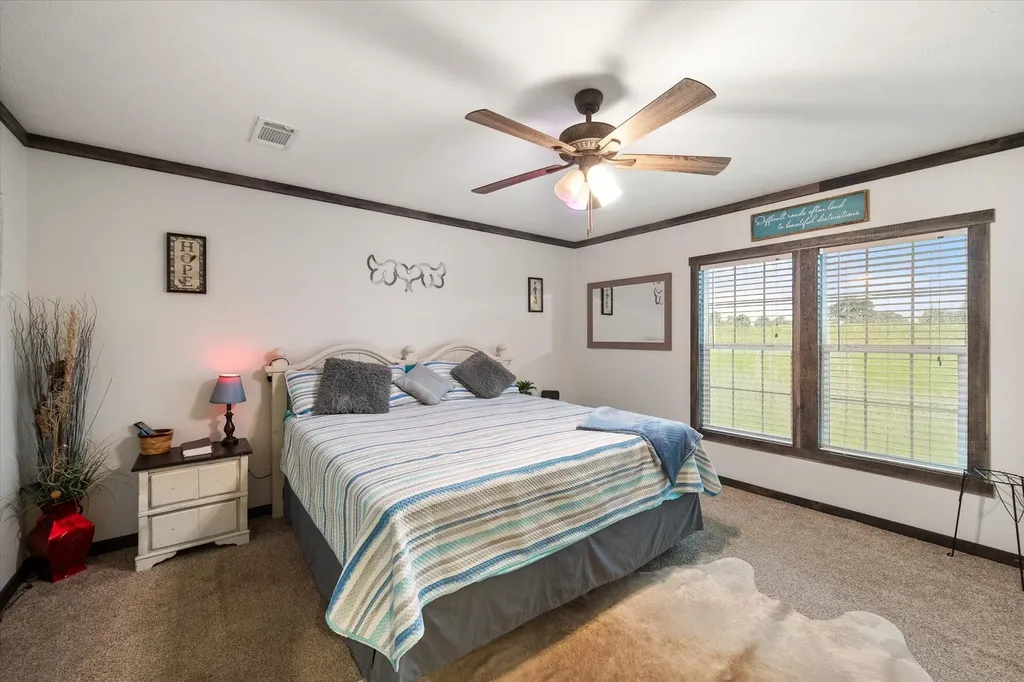 281 S State Highway 75 S Fairfield TX 75840