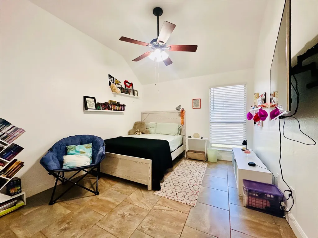5851 Lorenzo Drive Grand Prairie TX 75052