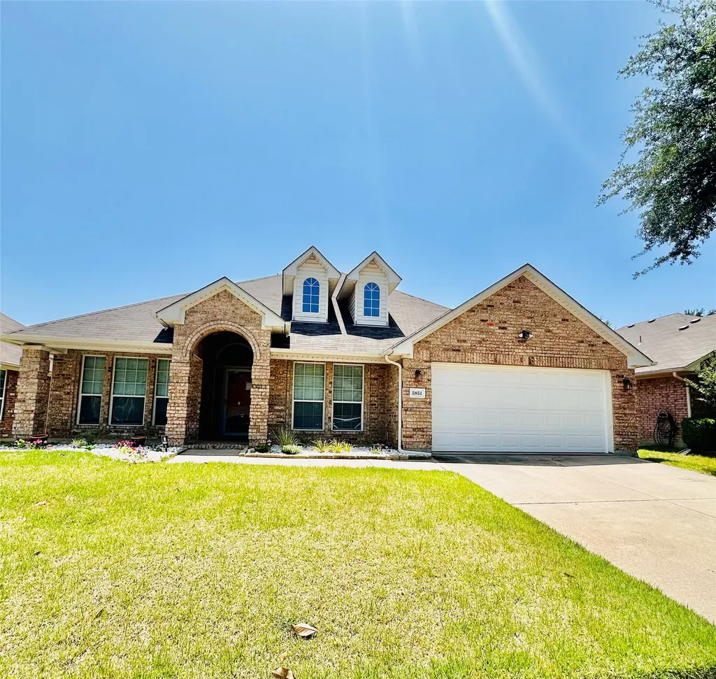 5851 Lorenzo Drive Grand Prairie TX 75052