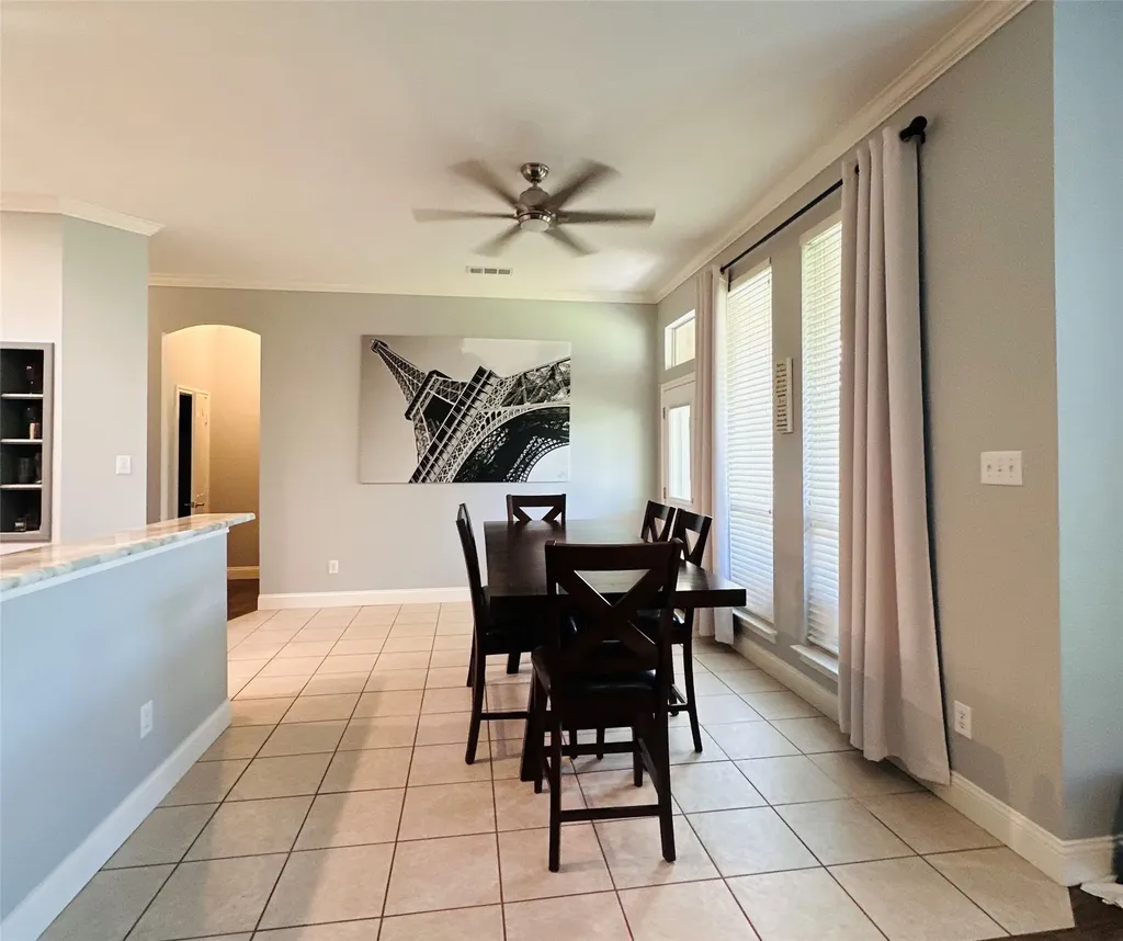 5851 Lorenzo Drive Grand Prairie TX 75052