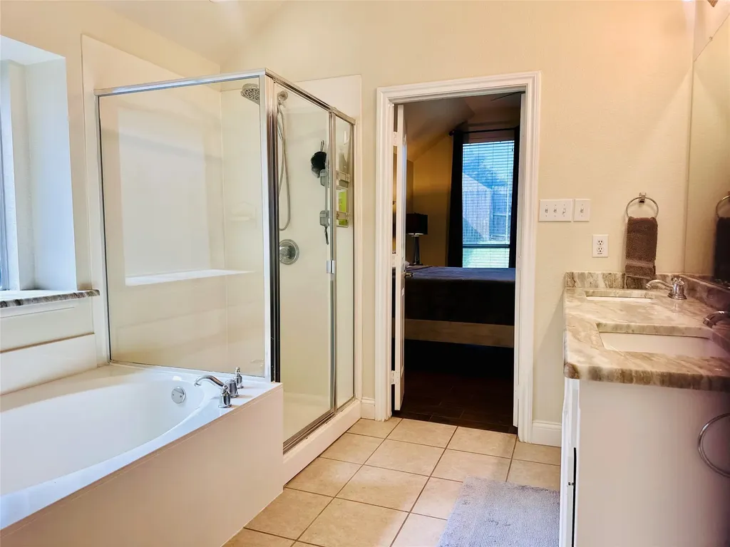 5851 Lorenzo Drive Grand Prairie TX 75052