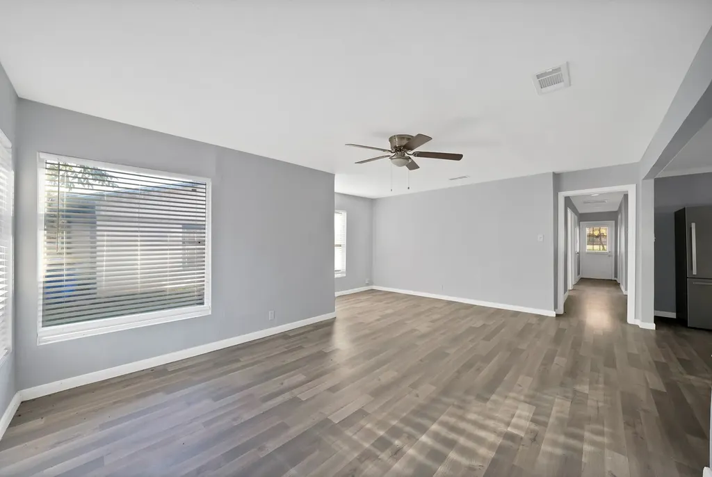 809 Hackamore Street White Settlement TX 76108