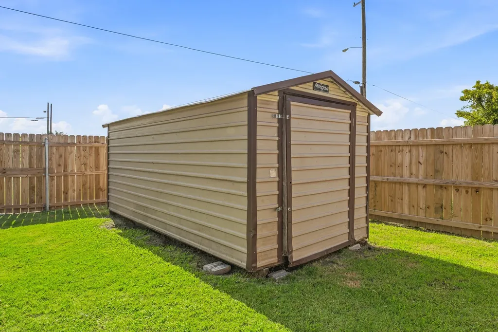 1131 Greens Creek Circle Stephenville TX 76401