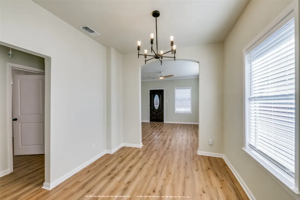 2633 S Denley Drive Dallas TX 75216